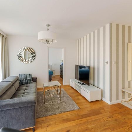 Apart111 Apartament Rodzinny 3 Pokoje - 2 Sypialnie- Sauna, Silownia Колобжег Екстер'єр фото