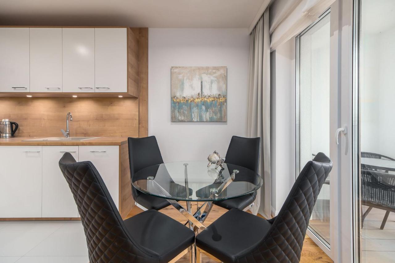 Apart111 Apartament Rodzinny 3 Pokoje - 2 Sypialnie- Sauna, Silownia Колобжег Екстер'єр фото